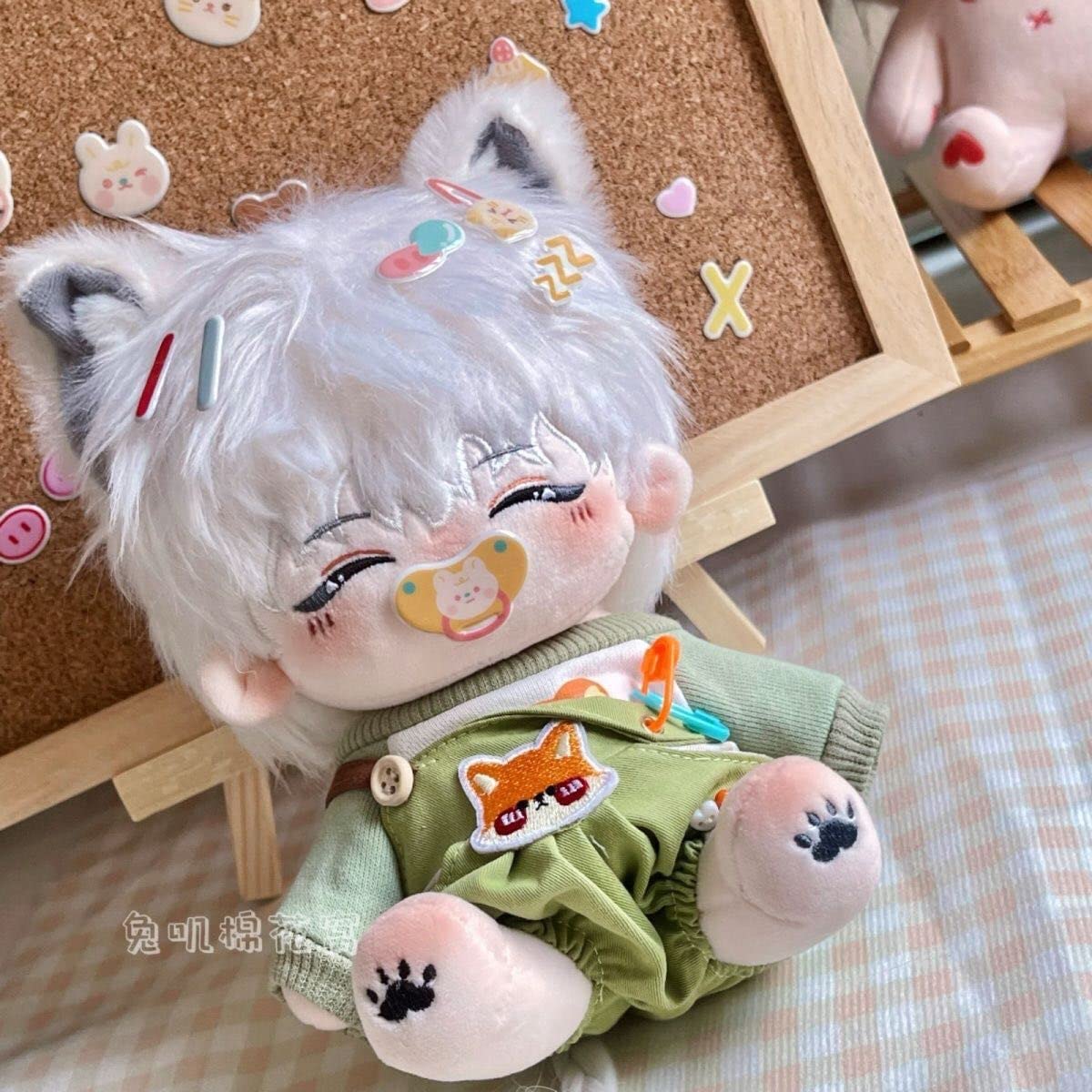 Amazon.co.jp: 銀髪 白髪 オオカミ キツネさん 20cmぬいぐるみ フル